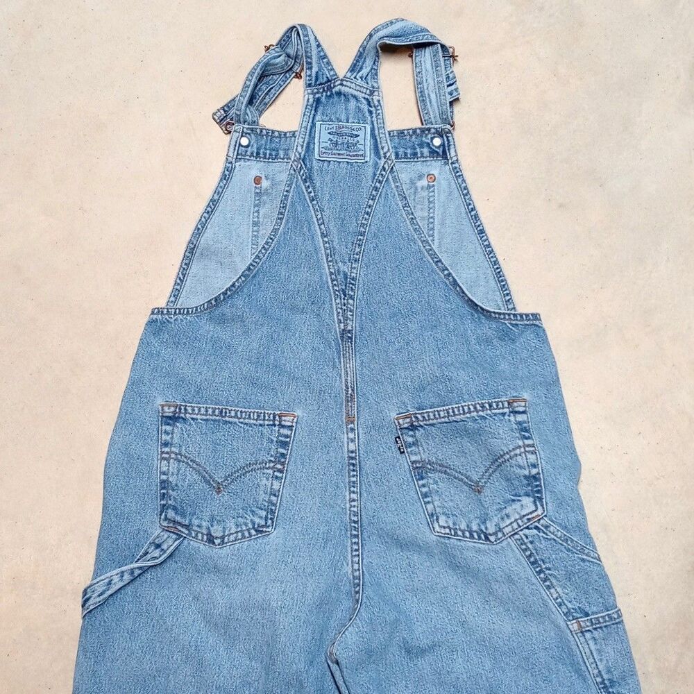 Vintage Levi's Denim Jean Bib Overalls Size MEDIUM Jumpsuit Straight Leg - Picture 5 of 10
